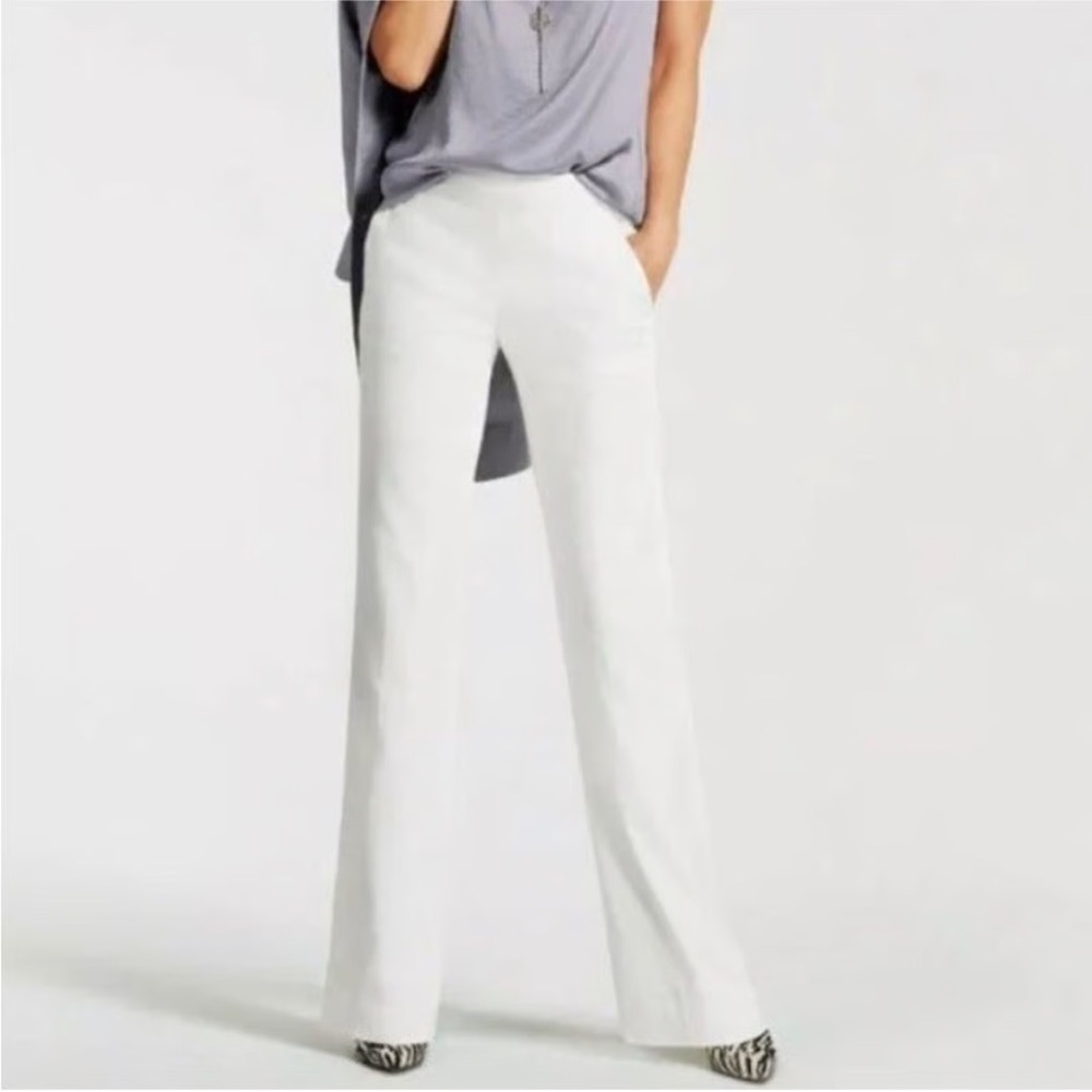 Elegant White Women's Flare Leg Pants by Beba Size 0